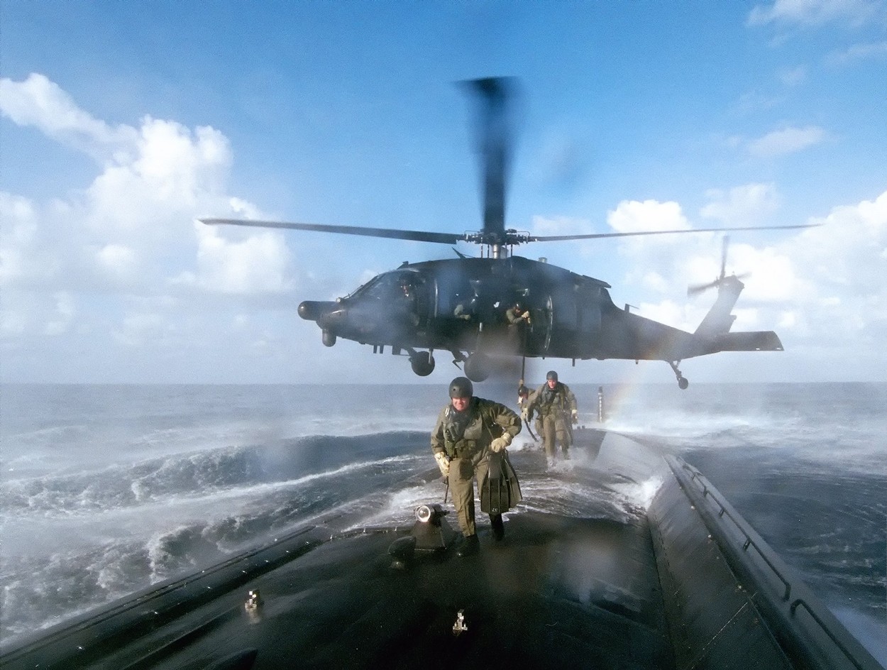 Comandant Navy SEAL, mort într-un un accident la antrenament
