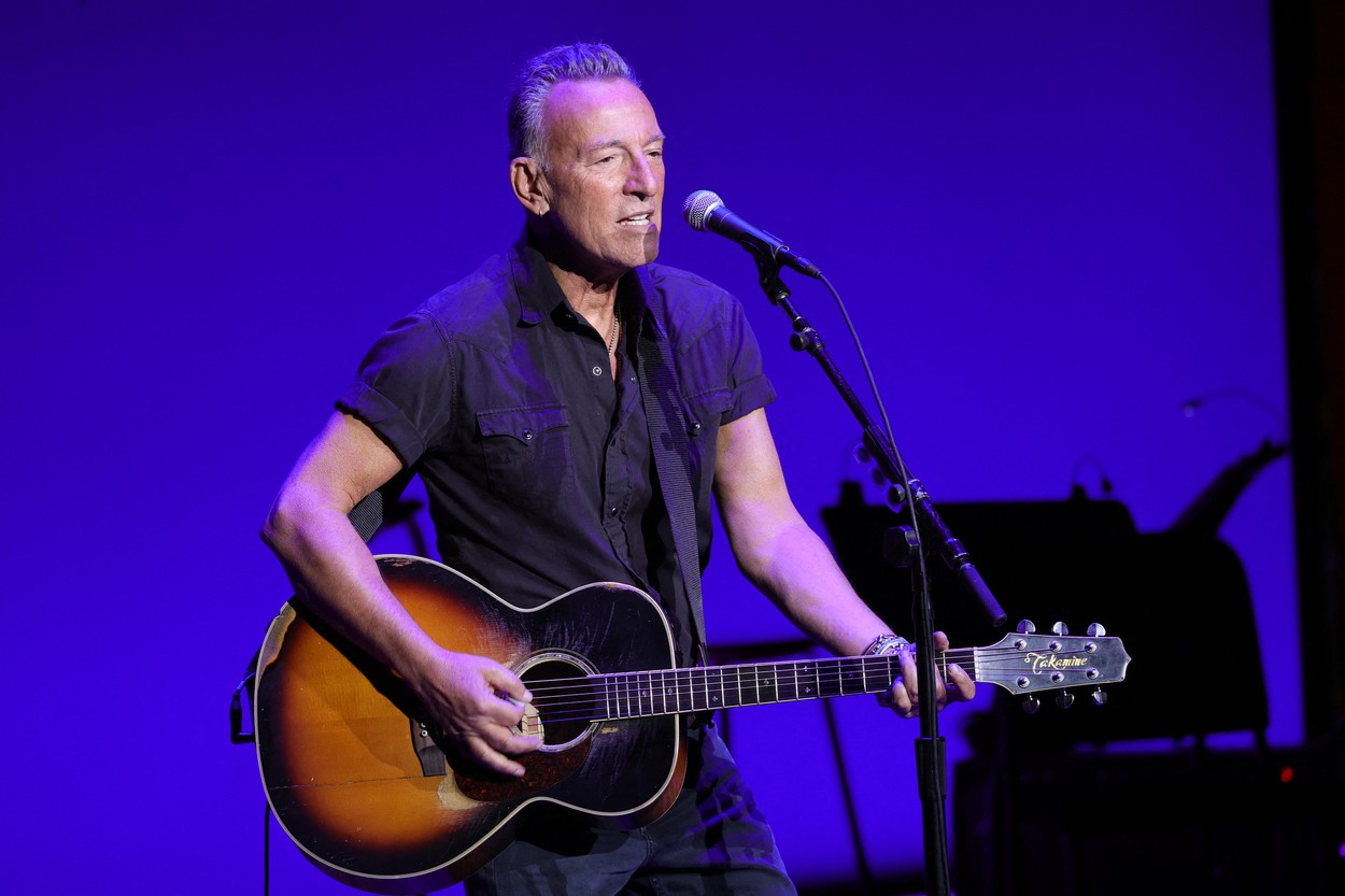 Bruce Springsteen și-a amânat toate concertele pe care le avea programate în 2023