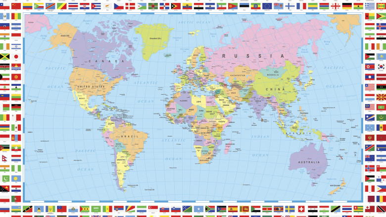 harta administrativa a lumii avand pe margine steagurile tuturor statelor