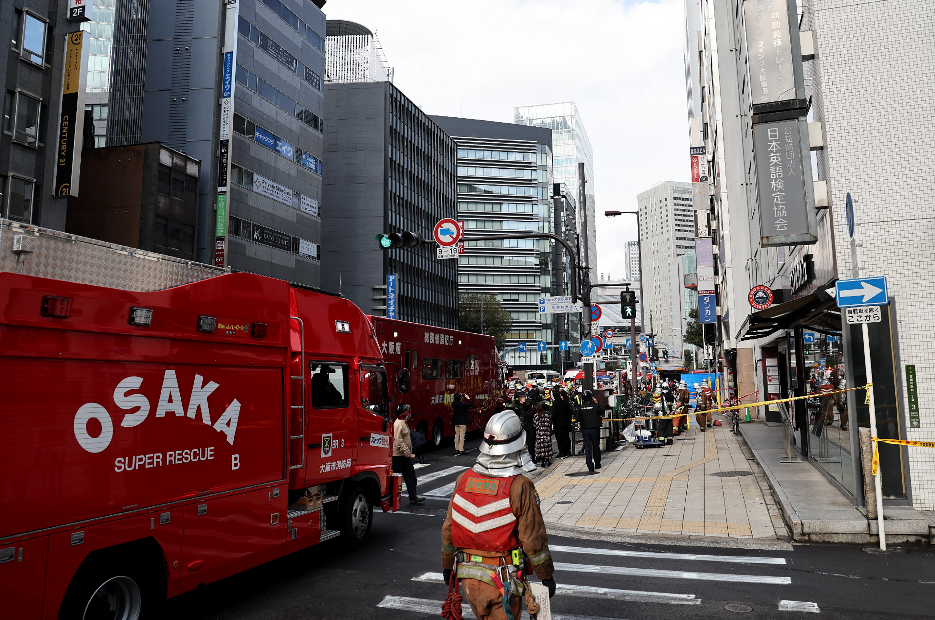 27 de oameni au murit într-un incendiu la o clinică de psihiatrie din Osaka. Focul ar fi fost pus intenționat