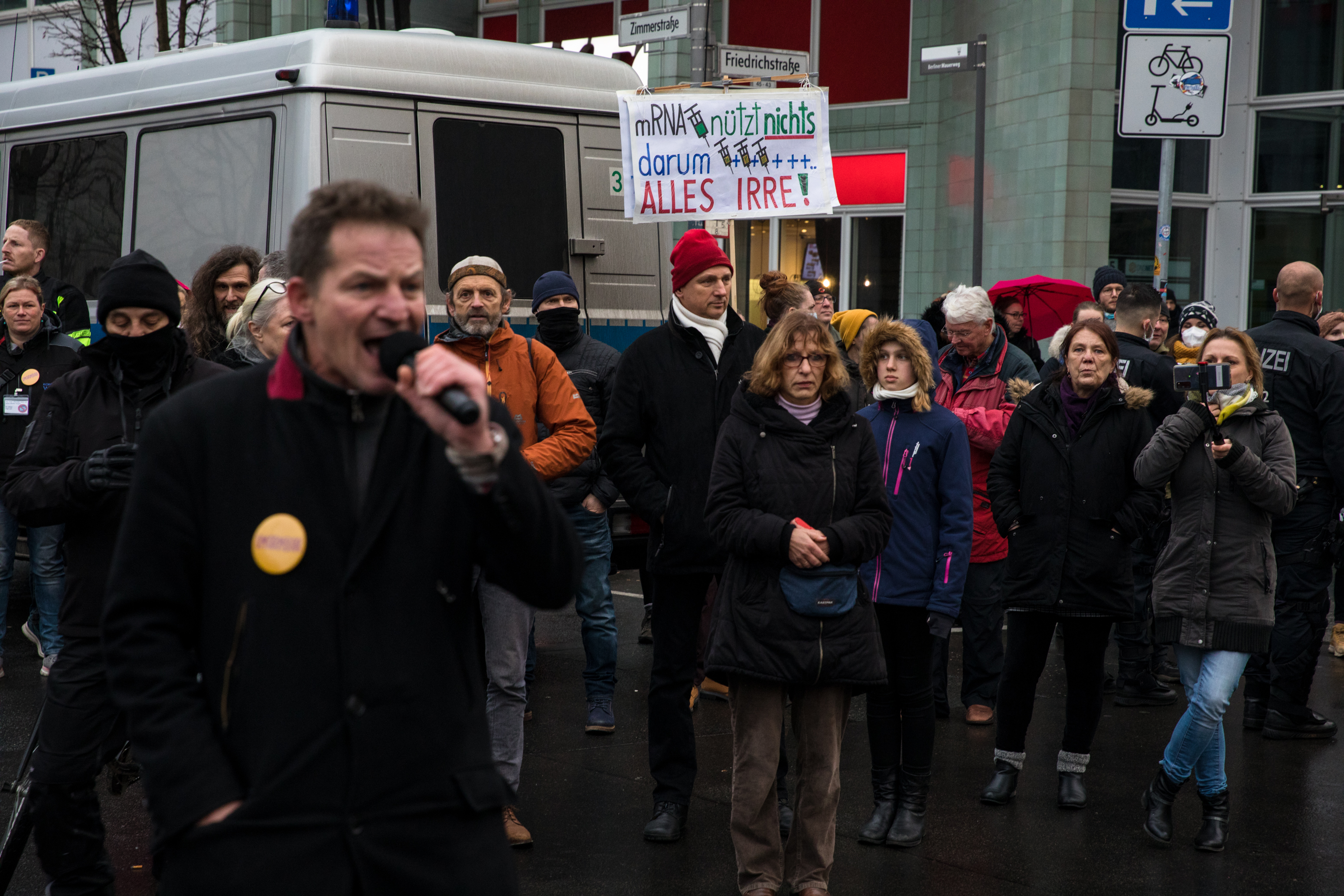 Proteste în Germania și în alte state europene împotriva restricțiilor și vaccinării obligatorii