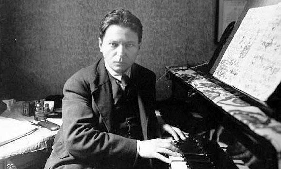 O piaţă din Paris va purta numele compozitorului român George Enescu