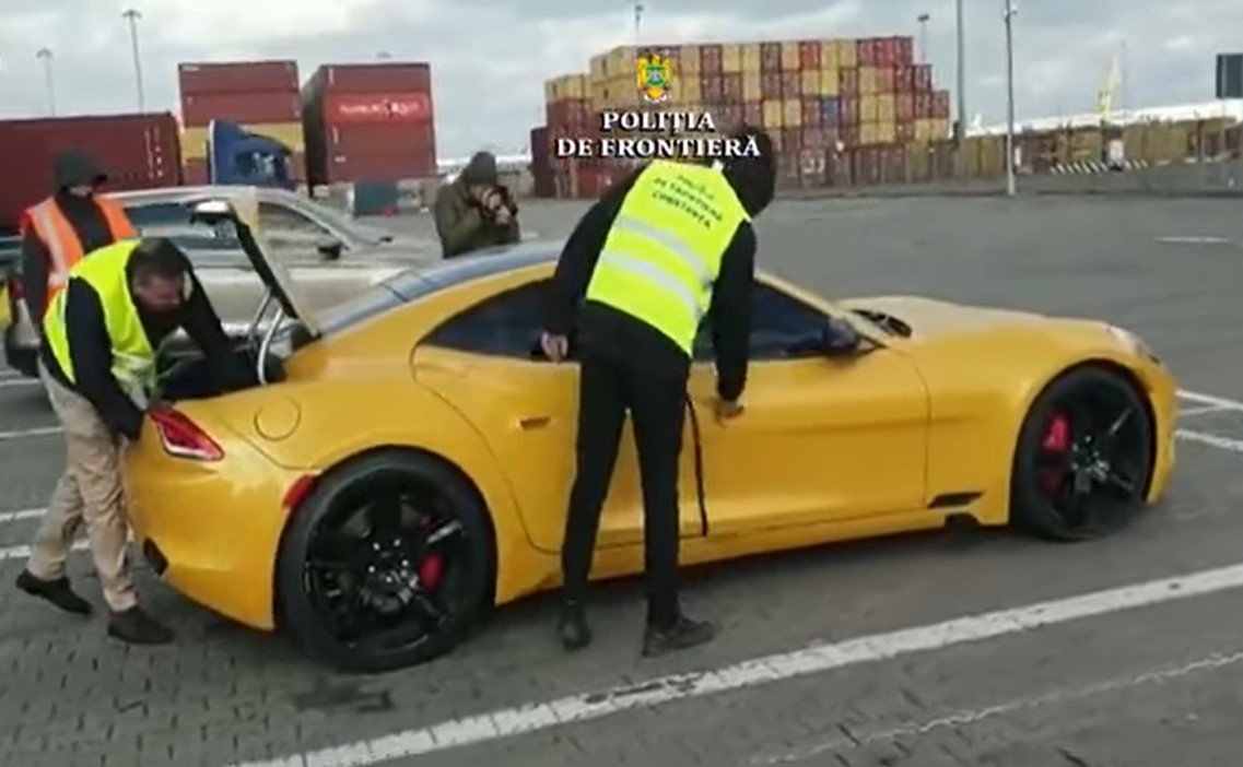 VIDEO. Un român și-a cumpărat cu 10.000 de euro un bolid de lux din Emiratele Arabe Unite, dar i-a fost confiscat în Portul Constanța