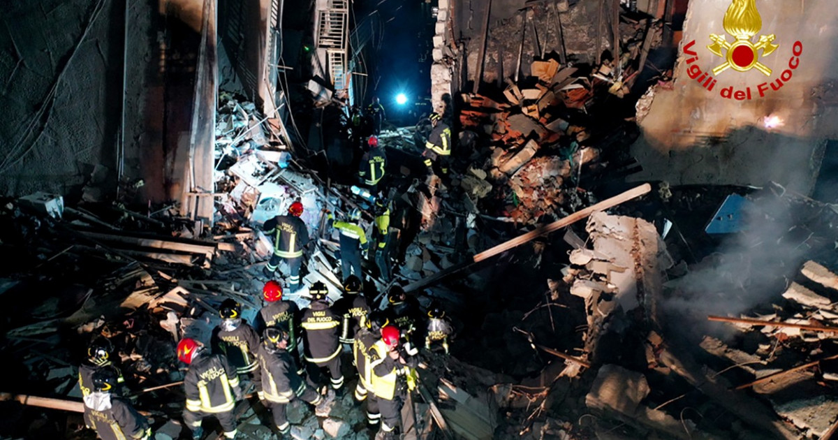 Un edificio di 4 piani è crollato dopo un’esplosione di gas in Italia.  Il bilancio delle vittime è arrivato a quattro