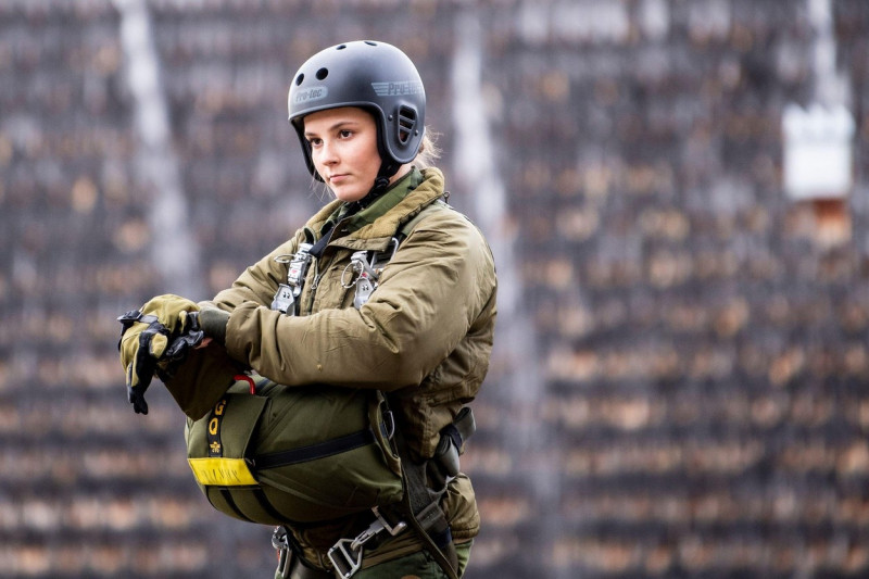 Rena Leir, Norway. 20th Nov, 2021. Rena 20211120.Princess Ingrid Alexandra visits Rena Leir. The visit is a confirmation gift from the Armed Forces.Photo: Annika Byrde / NTB Credit: NTB Scanpix/Alamy Live News