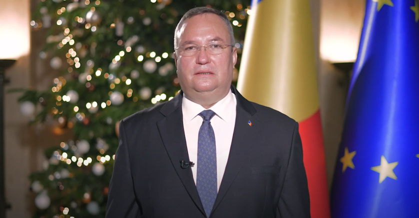 Mesajul premierului Ciucă de Crăciun: Să ne gândim la sănătatea noastră și a celor din jur, cel mai frumos dar pe care îl putem oferi