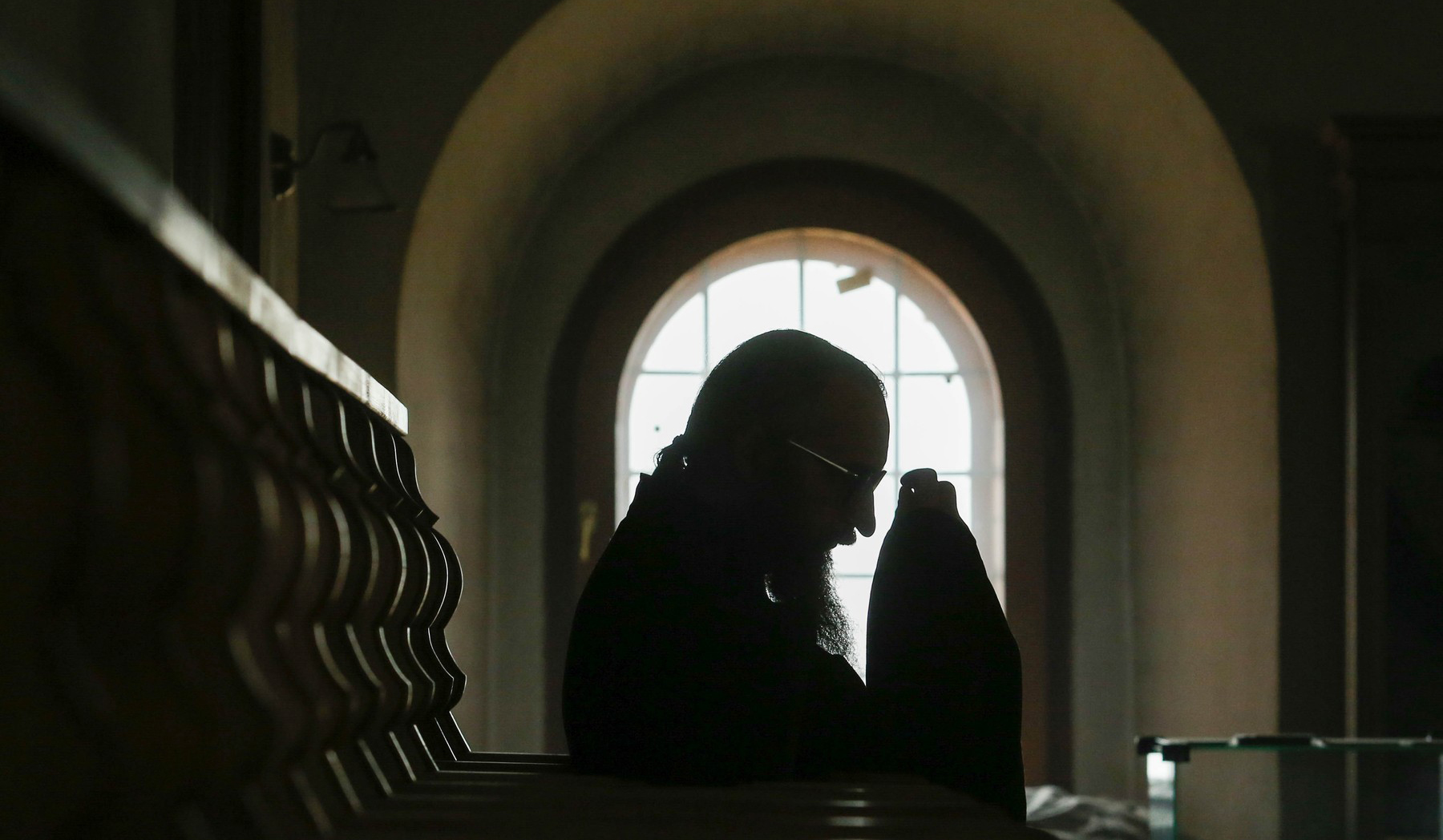 Un preot rus care a adoptat 70 de copii a fost încarcerat pentru abuzuri