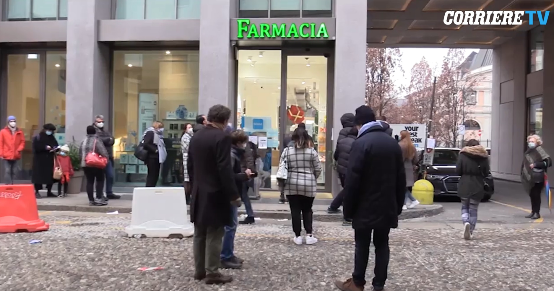 Studiu INSP Italia: Persoanele nevaccinate au un risc de 25 de ori mai mare de a ajunge la ATI decât cele imunizate cu booster