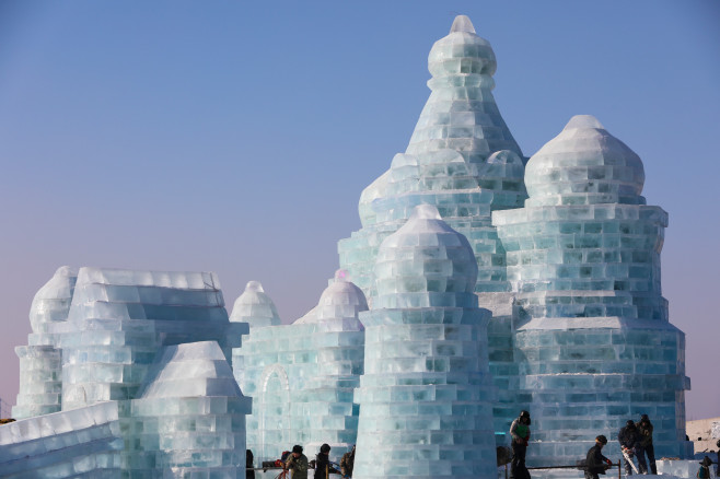 CHINA HEILONGJIANG HARBIN ICE SNOW WORLD CONSTRUCTION (CN)