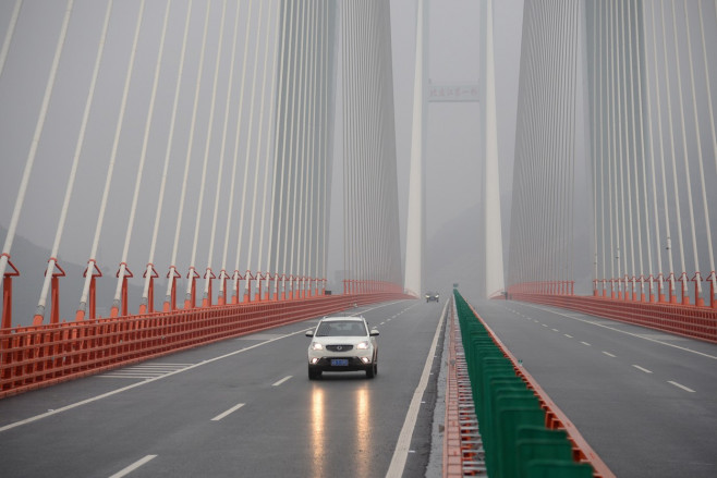 CHINA-YUNNAN-BRIDGE-OPERATION(CN)