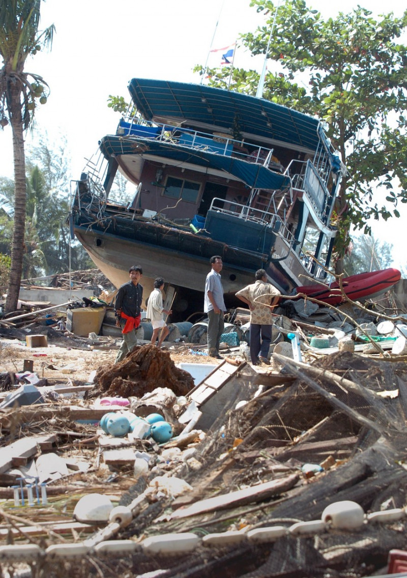 tsunami oceanul indian 2004