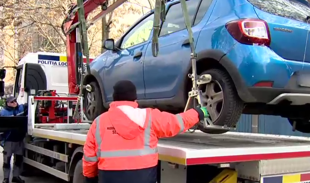 Măsură împotriva celor care parchează neregulamentar, în dezbatere la Primăria Capitalei. Prețul minim pentru recuperarea mașinii