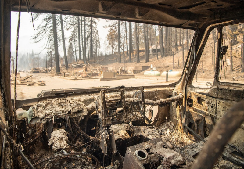 Incendiul Dixie Fire din California