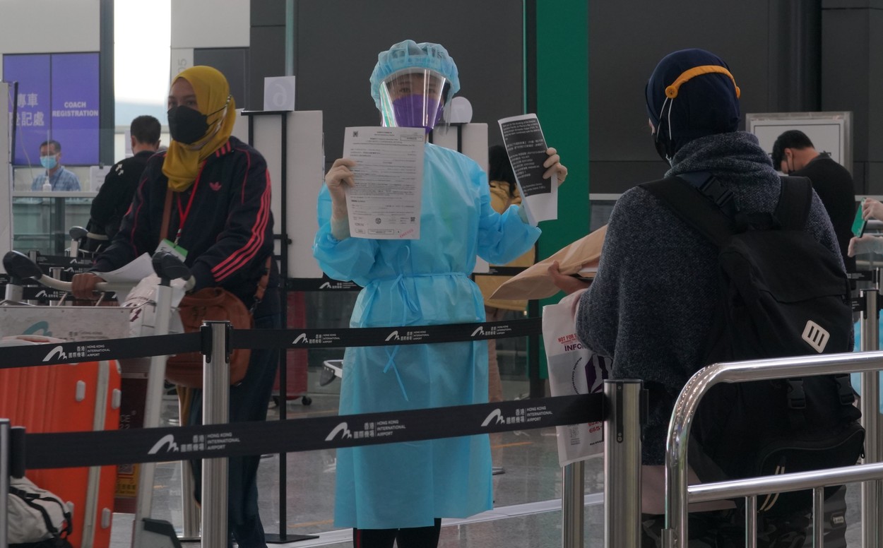 Hong Kongul interzice intrarea pasagerilor din opt ţări: „Cursele din aceste ţări nu vor fi autorizate să aterizeze”