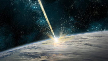 meteorit care cade pe pamant