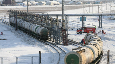 Construction of Karachaganak-Uralsk natural gas pipeline comes to end