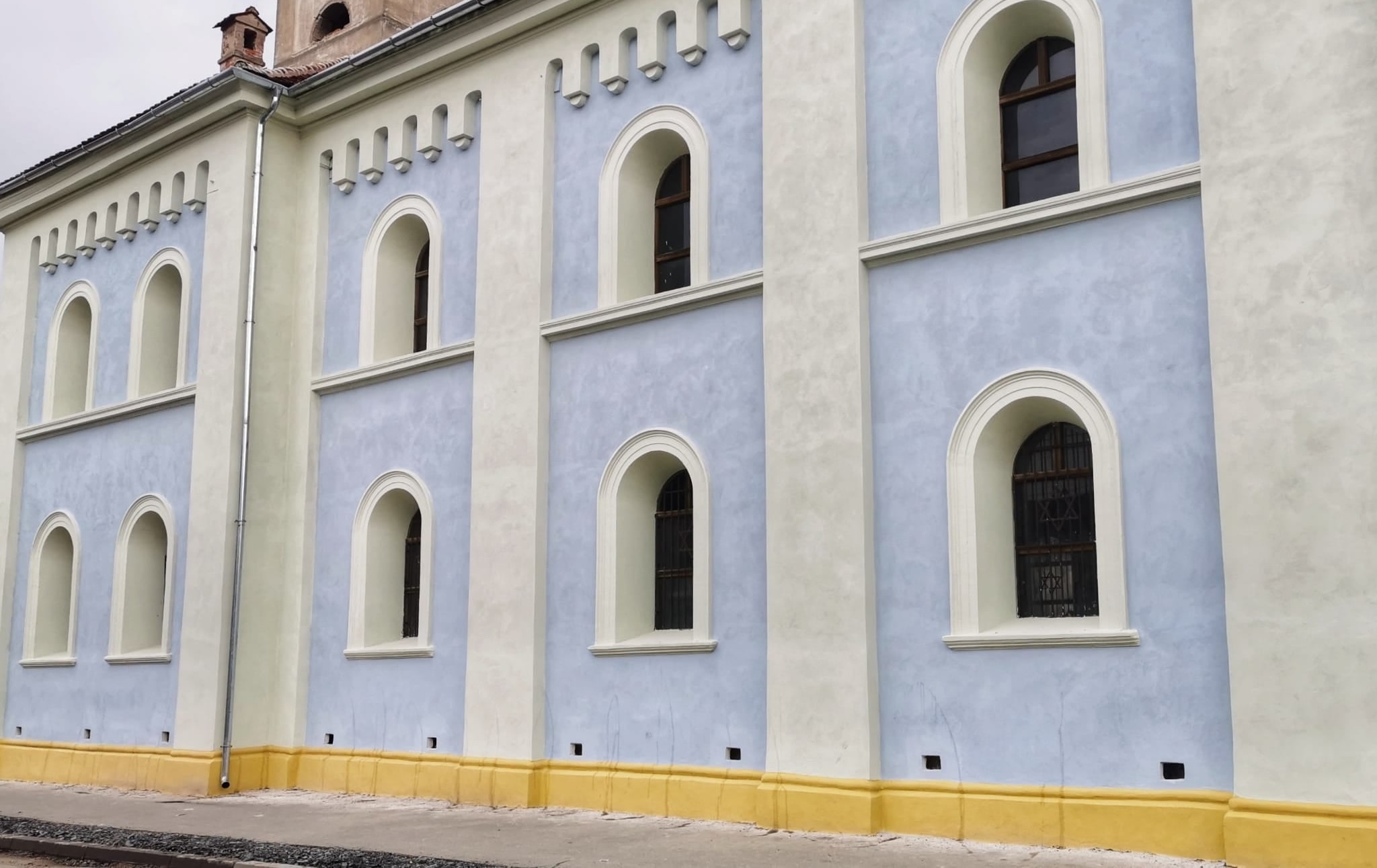 Sinagoga din Făgăraș, aflată în reabilitare, a fost vandalizată