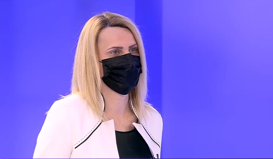 Ce simptome au persoanele care se infectează cu varianta Omicron și ce se întâmplă în cazul celor vaccinate sau trecute prin boală