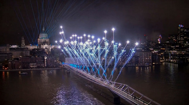 Artificii de Revelion 2022 în Londra