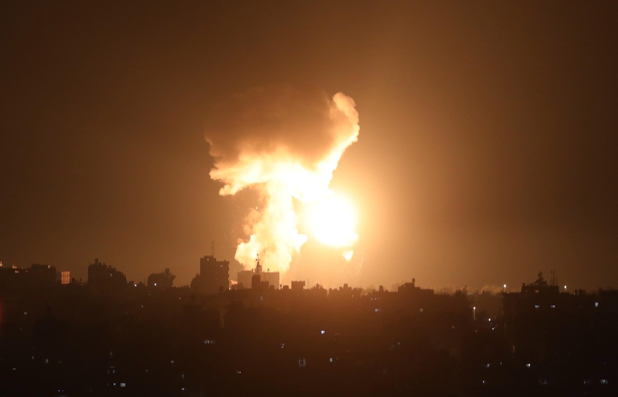 Aviația israeliană bombardează obiective din Fâșia Gaza, după tiruri cu rachete din teritoriul palestinian