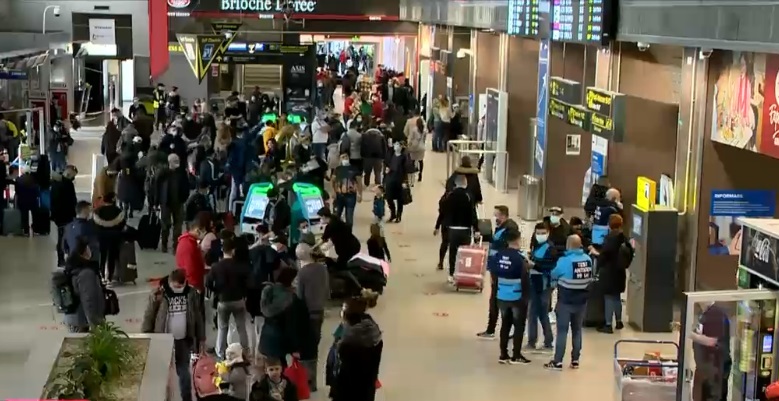 350 de români s-au întors fără bagaje din vacanța petrecută în Egipt