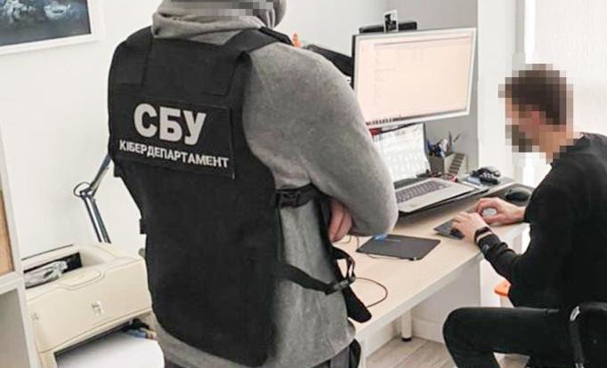 Ucraina: Există indicii că în atacul împotriva site-urilor guvernamentale au fost implicați hackeri care au legături cu Rusia