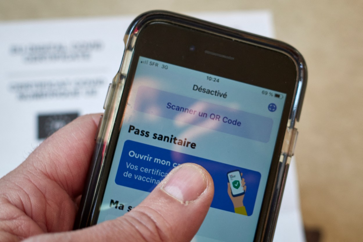 Sute de mii de certificate Covid riscă să fie dezactivate în Franța