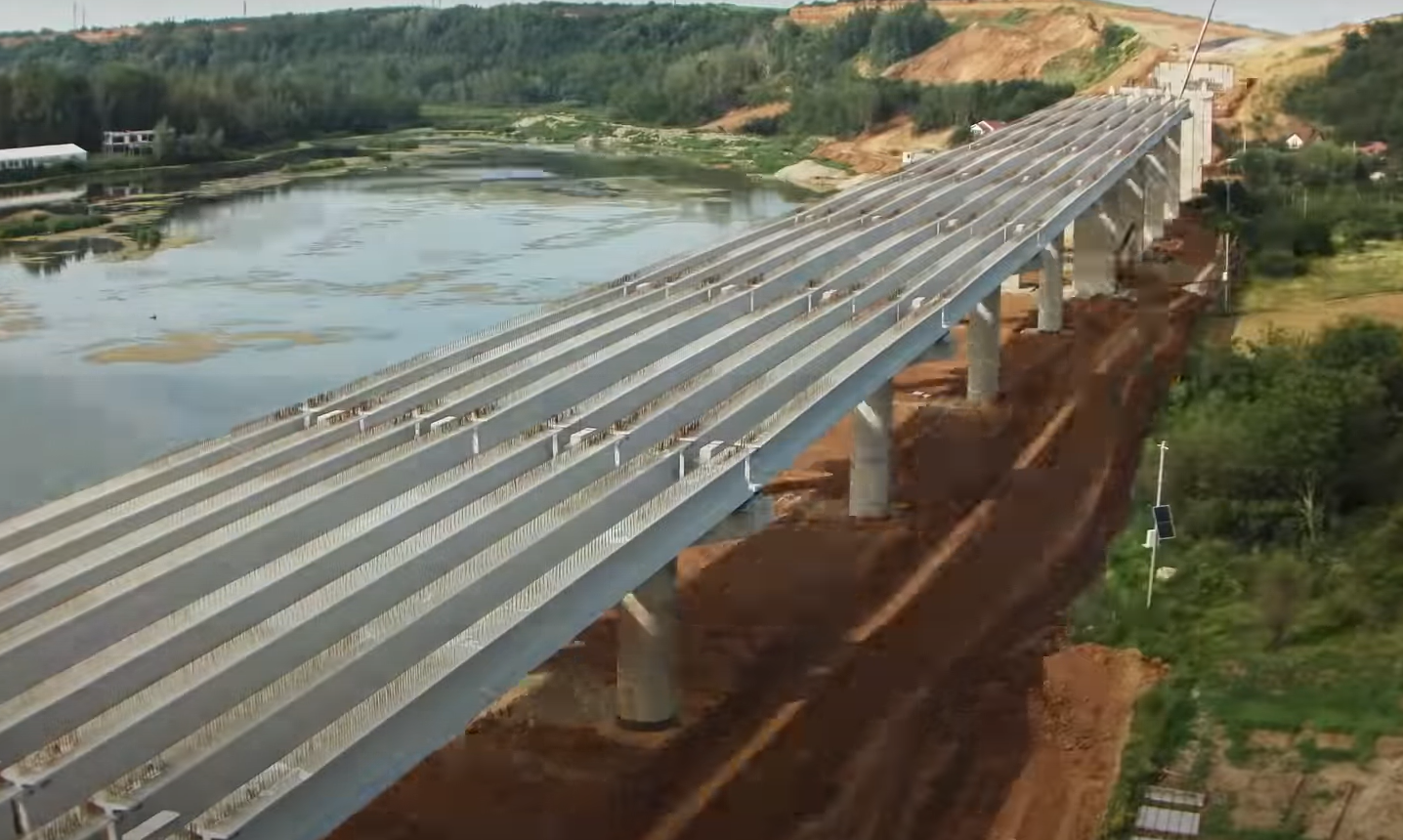 Cum arată podul de 1,7 kilometri de pe drumul express Craiova-Pitești, unul dintre cele mai mari viaducte din România