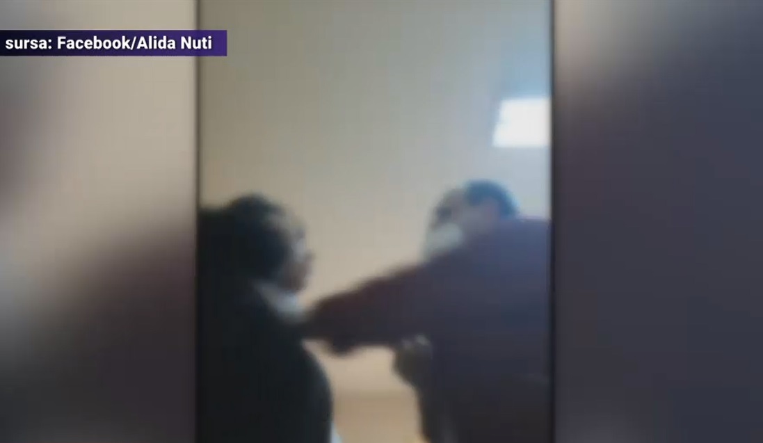 VIDEO Îmbrânceli între un medic și ruda unui pacient la Spitalul Judeţean din Brăila