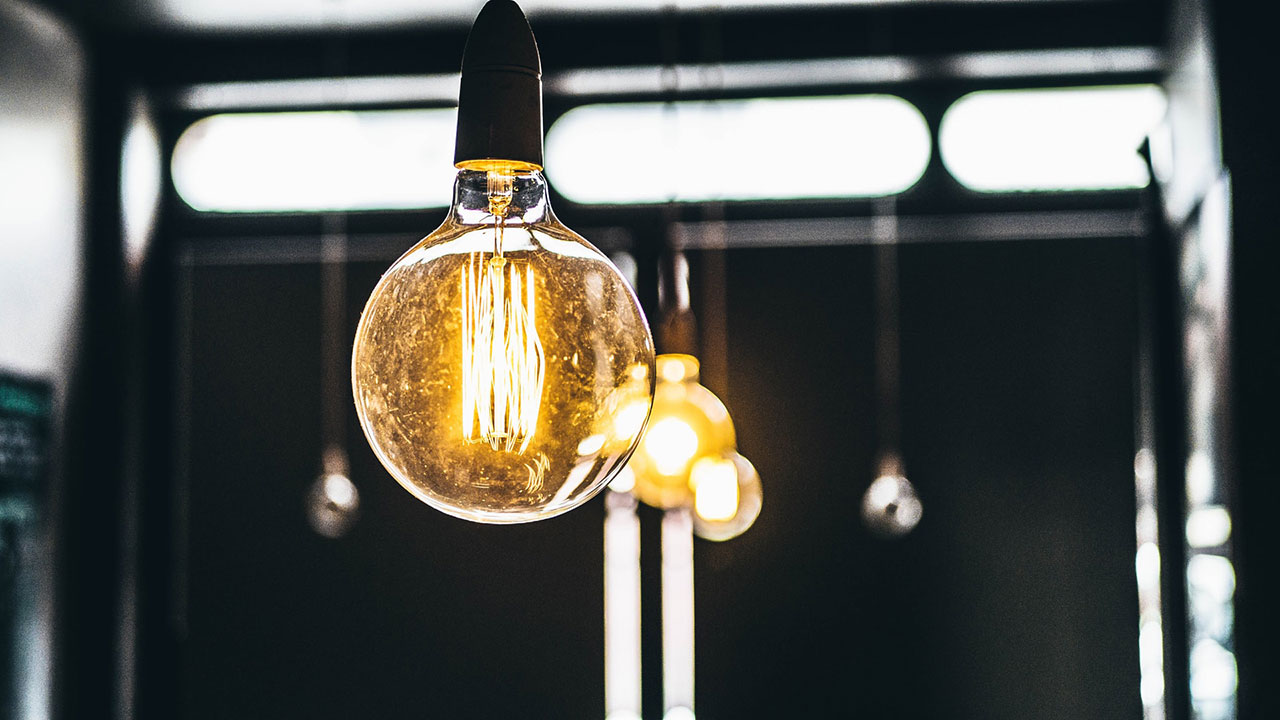 (P) De ce generatoarele electrice trebuie mereu amplasate la exterior