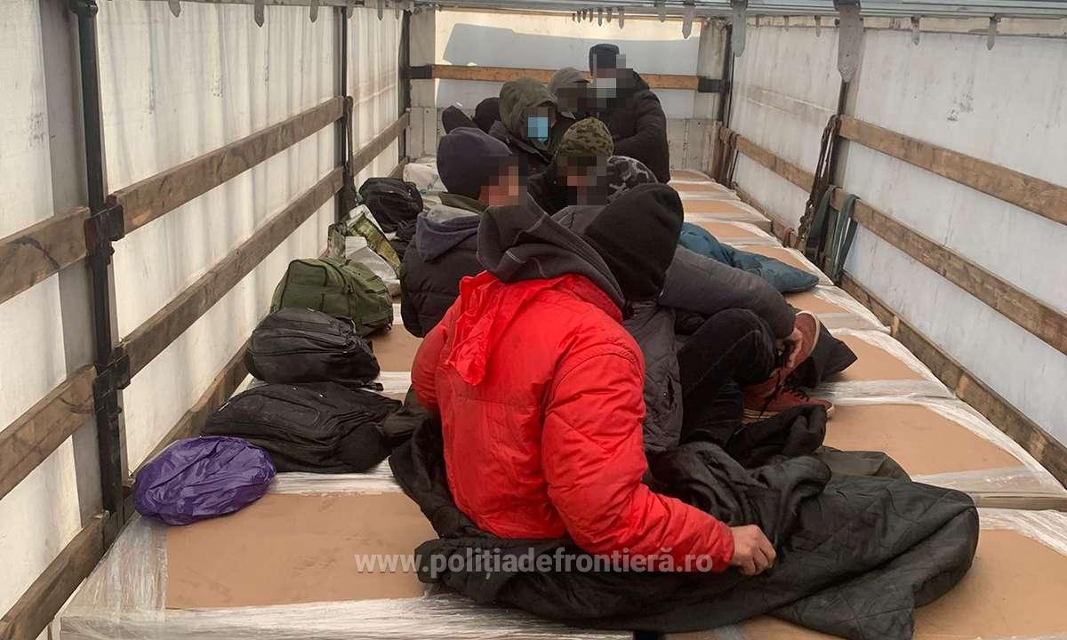 Poliţiştii de frontieră de la ITPF Timişoara au oprit aproape 75.000 de migranţi ilegali anul trecut