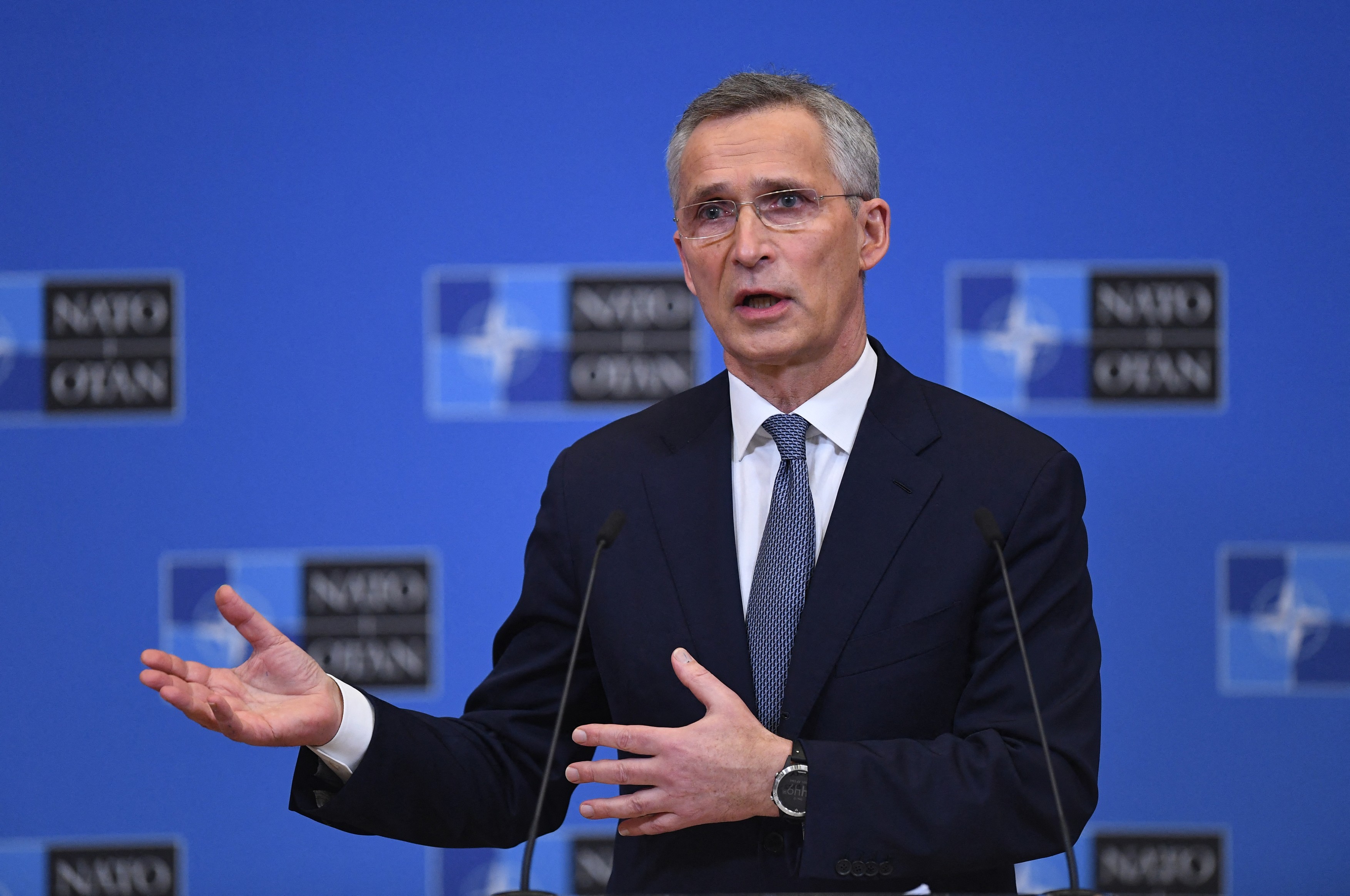 S-au încheiat discuțiile Consiliului NATO-Rusia. Stoltenberg: „Există un risc real de apariție a unui nou conflict armat în Europa”