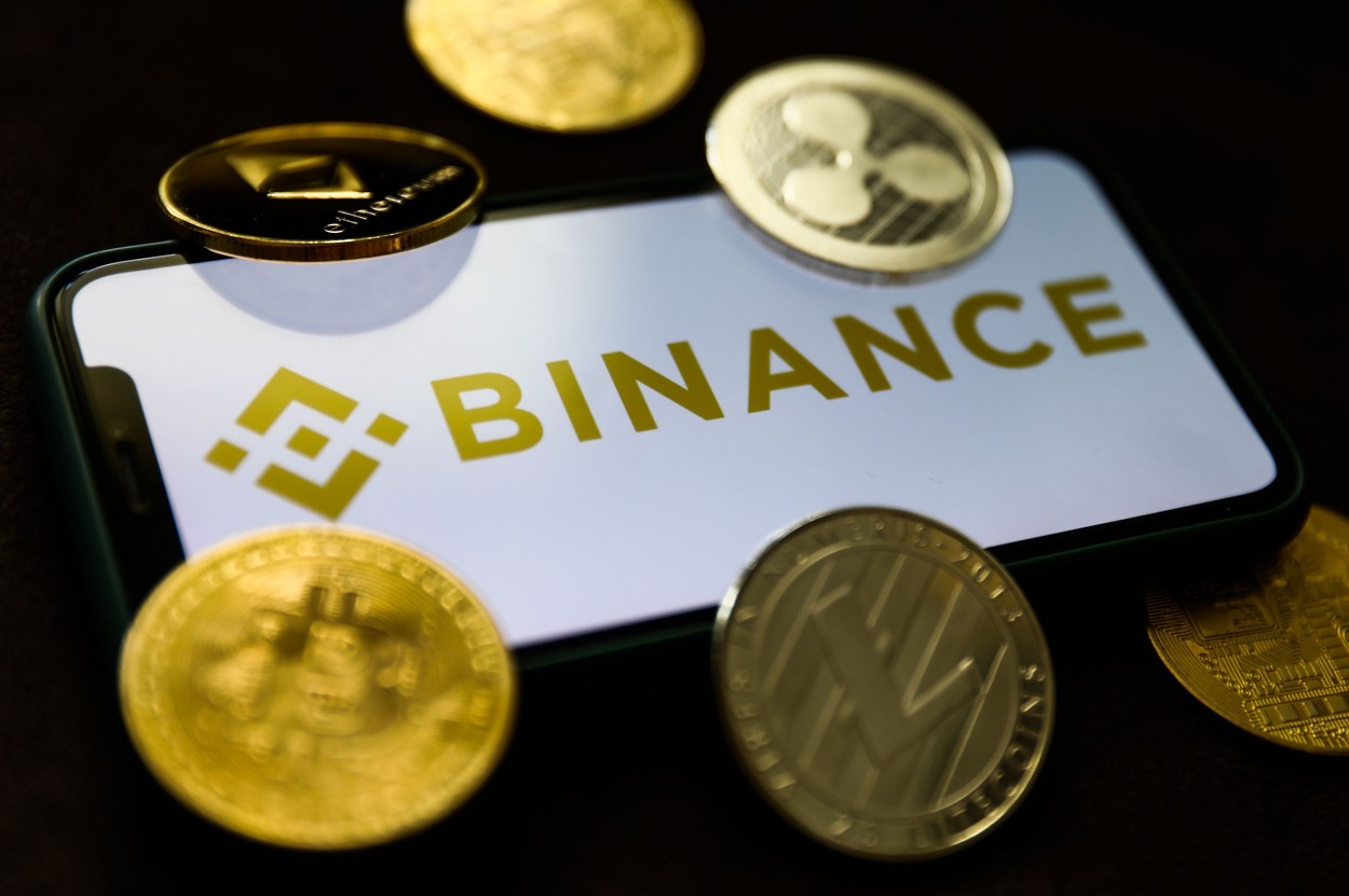 Fondatorul Binance a devenit unul dintre cei mai bogați oameni din lume