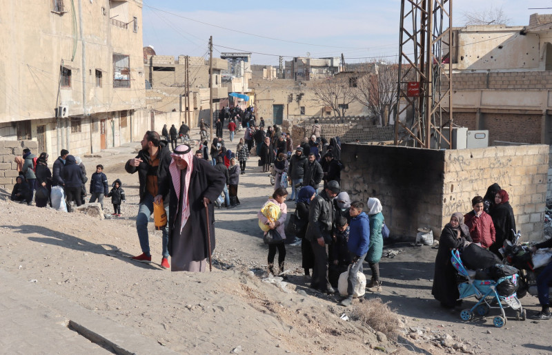 Civilii sirieni din zona în care a avut loc atacul ISIS au fugit din case