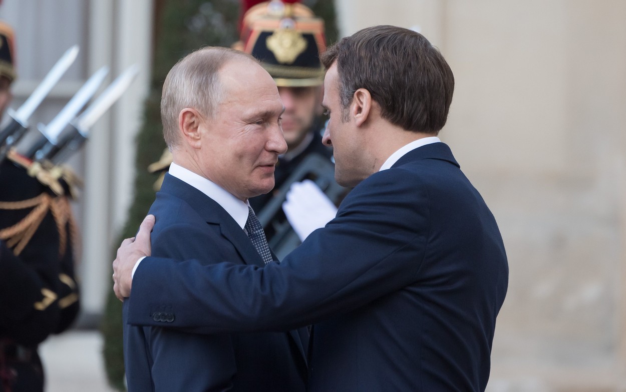 Macron insistă că Rusia nu trebuie umilită. „Sunt convins că Franţei îi revine rolul de a fi o putere de mediere”