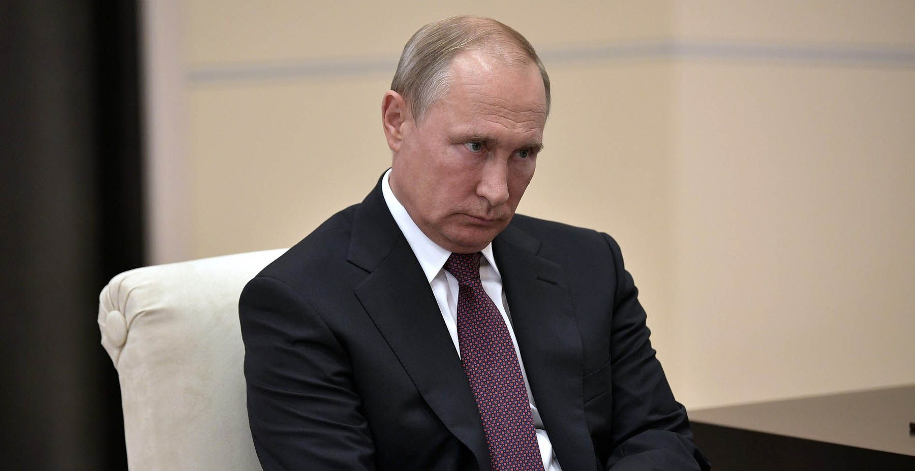Marea Britanie amenință Rusia cu sancțiuni împotriva oligarhilor lui Putin, dacă invadează Ucraina