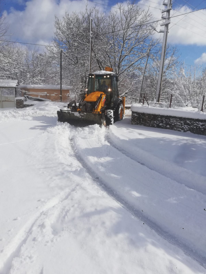 Rare Snowfall Hits Turkey’s Mediterranean City Antalya