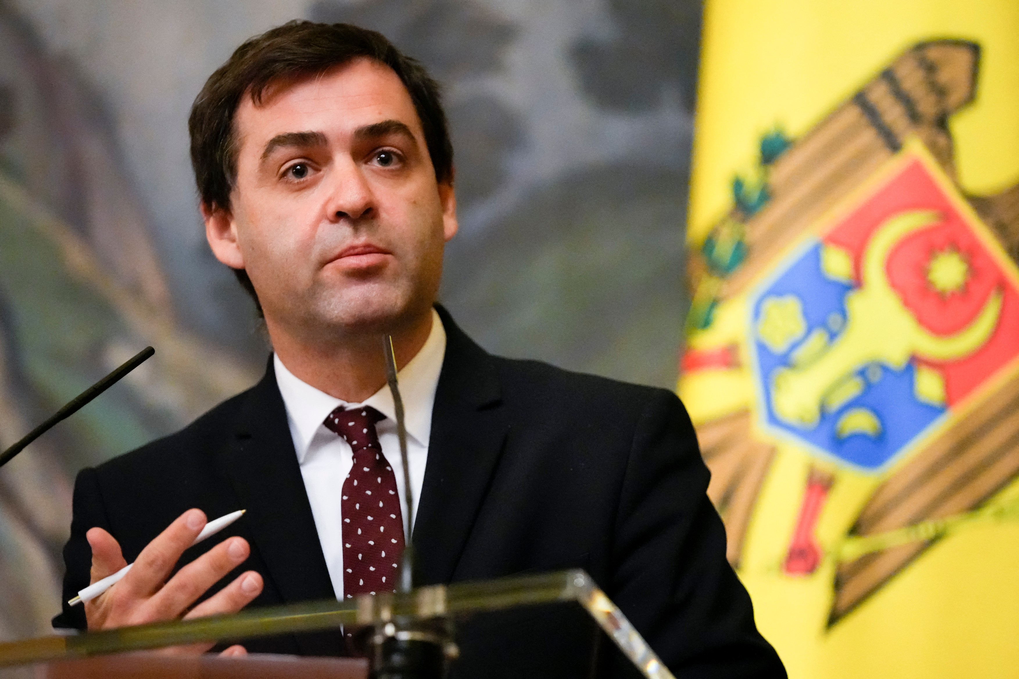 Ministrul de externe al Republicii Moldova, Nicu Popescu, şi-a dat demisia. „Am nevoie de o pauză”