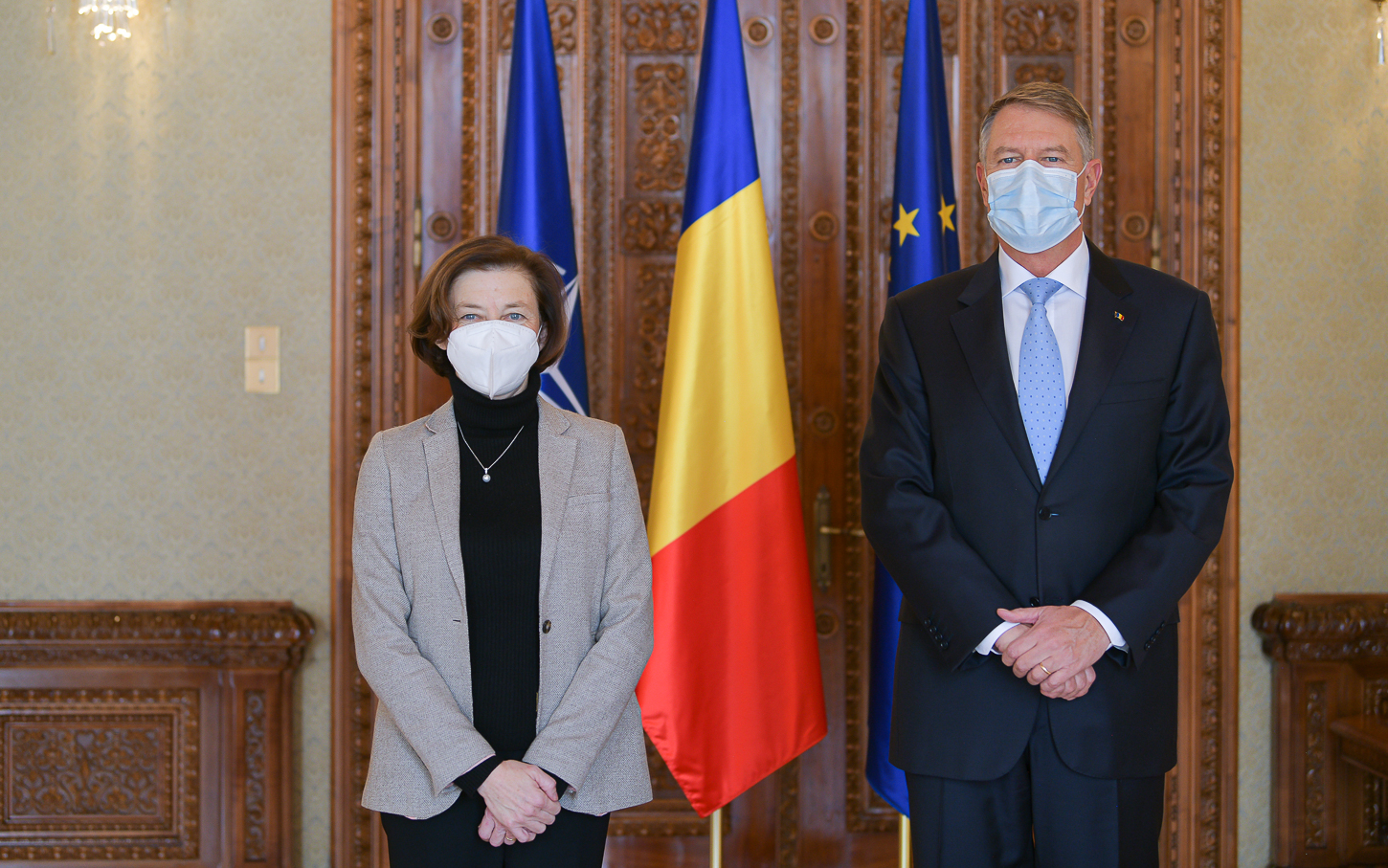 Klaus Iohannis mulţumeşte Franţei pentru „disponibilitatea” de a participa cu trupe în România