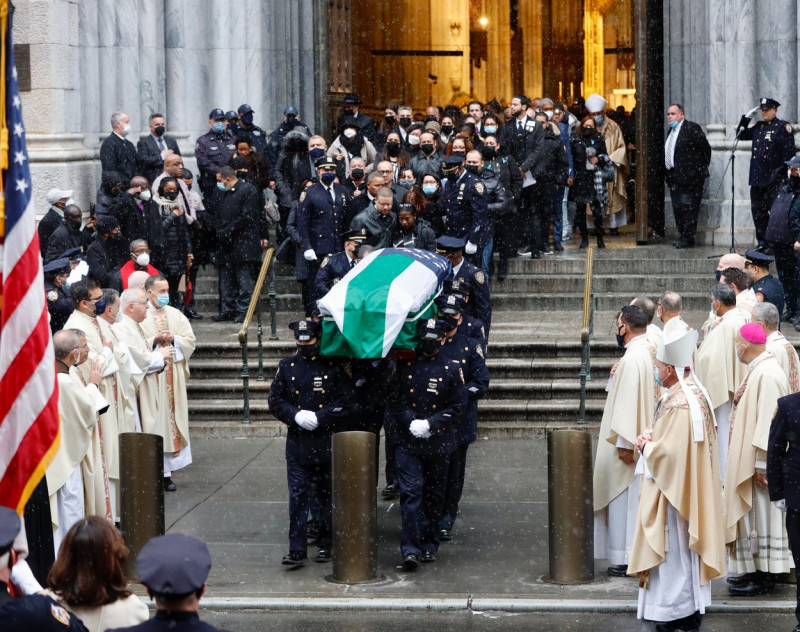 Thousands of NYPD officers bring fifth Avenue to halt to honor fallen colleague Officer Jason Rivera 22, who was gunned down in cold blood in Harlem