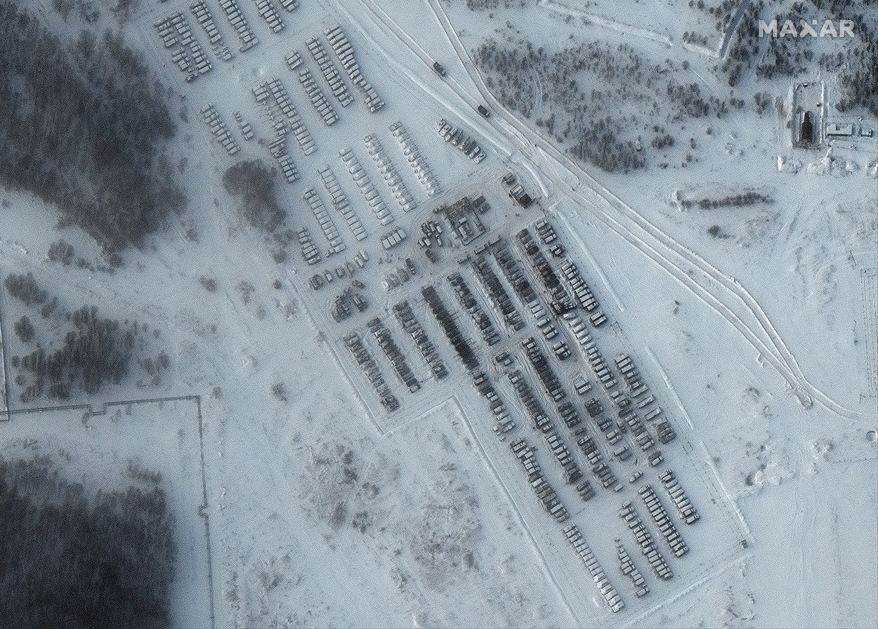 Reuters: Rusia a trimis rezerve de sânge și materiale medicale la granița cu Ucraina