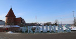 23 January 2022, Lithuania, Kaunas: The words "Kaunas" are written in large letters in front of the castle. Lithuania's second-largest city has set its sights high as European Capital of Culture 2022. At the start, a lot of culture, history and self-confi