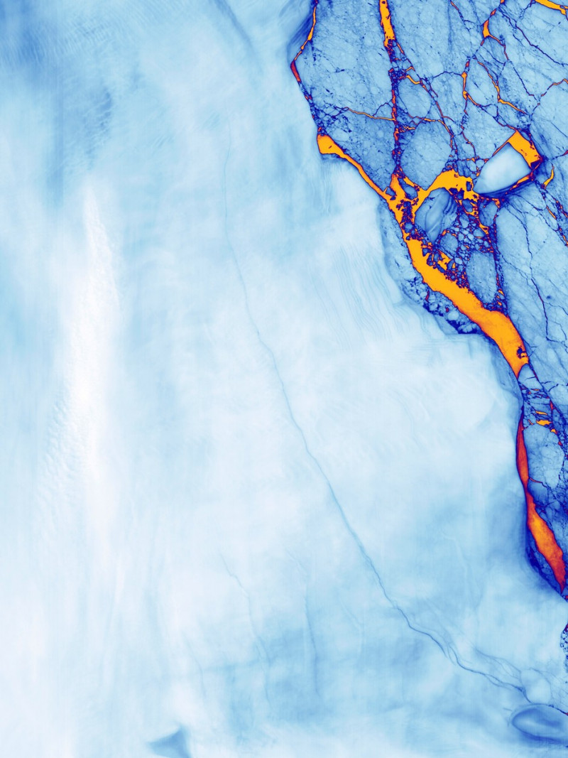 Development of Larsen C iceberg, satellite image