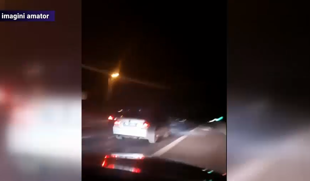 VIDEO Curse ilegale pe Autostrada Soarelui. Tinerii s-au fimat, dar imaginile au ajuns și la polițiști