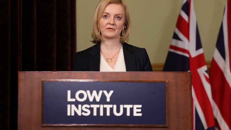 liz truss vorbește la o conferință in australia