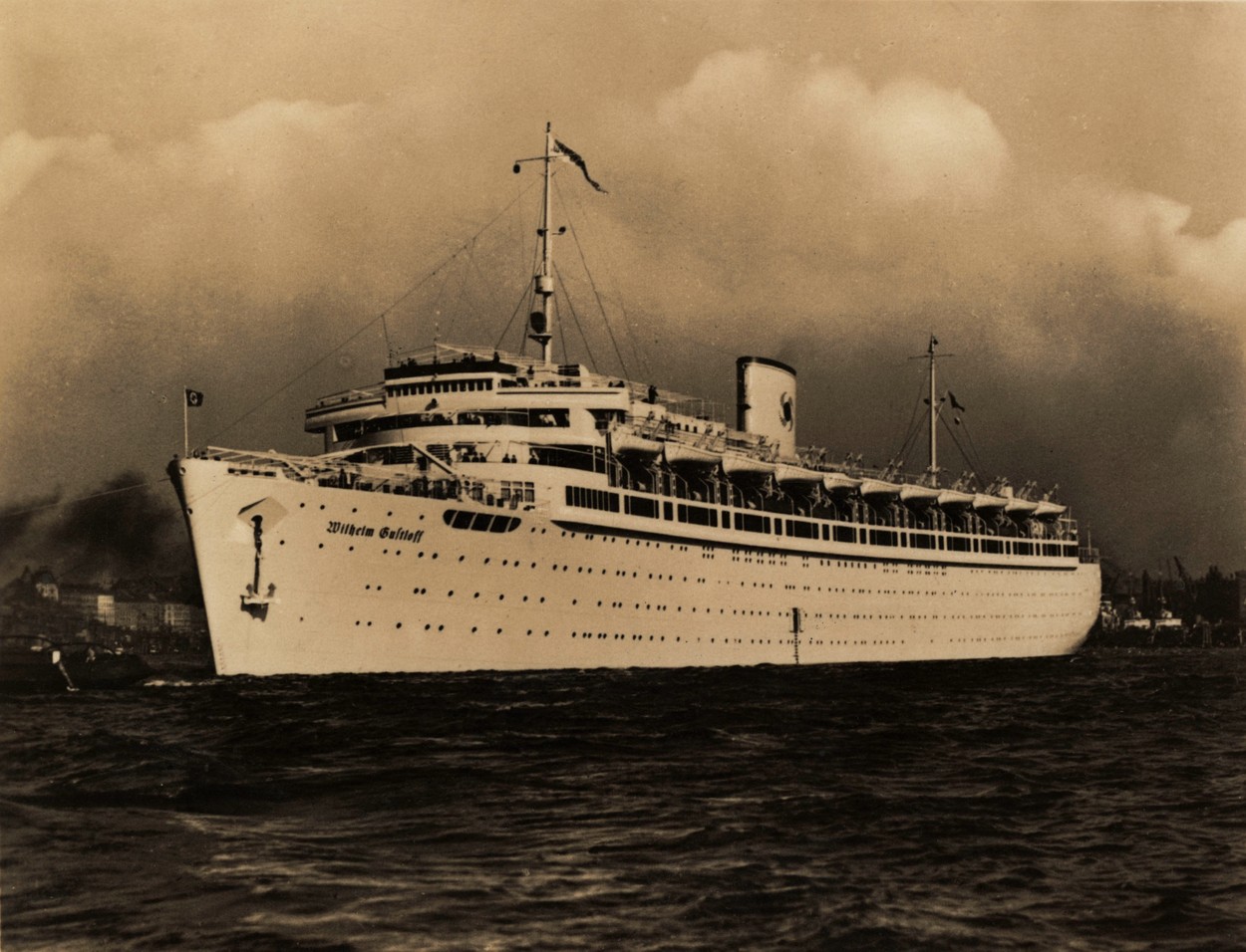 77 de ani de la cel mai mare dezastru naval din istorie. Peste 9.000 de oameni au murit după scufundarea navei Wilhelm Gustloff