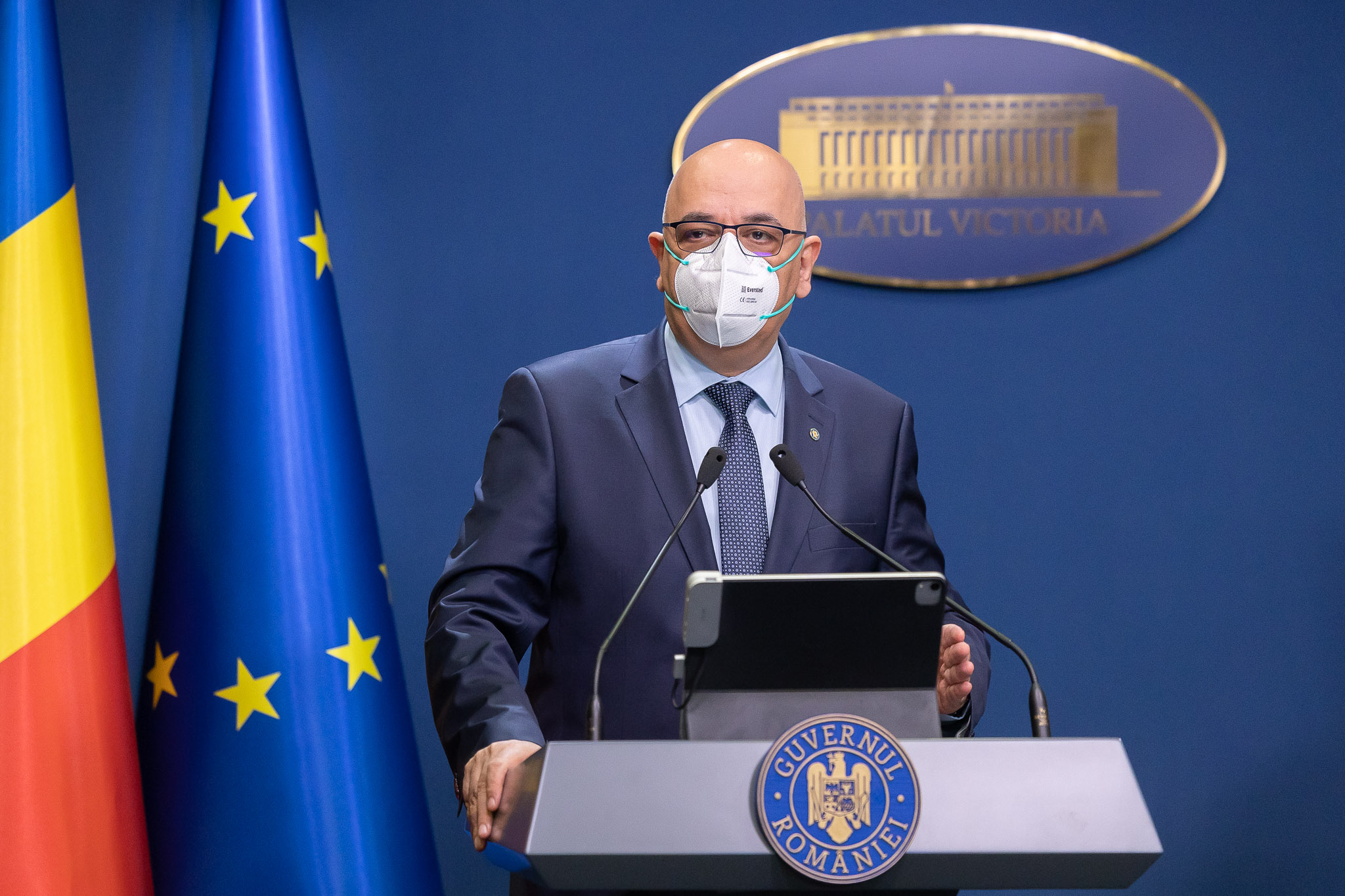 Testele de salivă ar putea fi scoase din școli. Raed Arafat: „Este posibil să ajungem să decidem să le oprim”