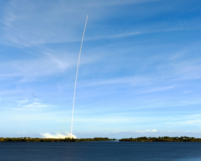 SpaceX Launches Starlink Satellites from the Kennedy Space Center, Florida