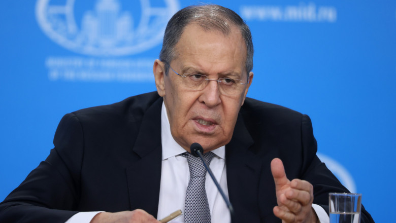 Lavrov acuză Occidentul că vrea să destabilizeze Rusia înainte de alegerile prezidenţiale