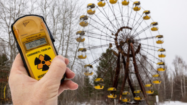 carusel la cernobil, pe zapada, si aparat de masurat radiatii